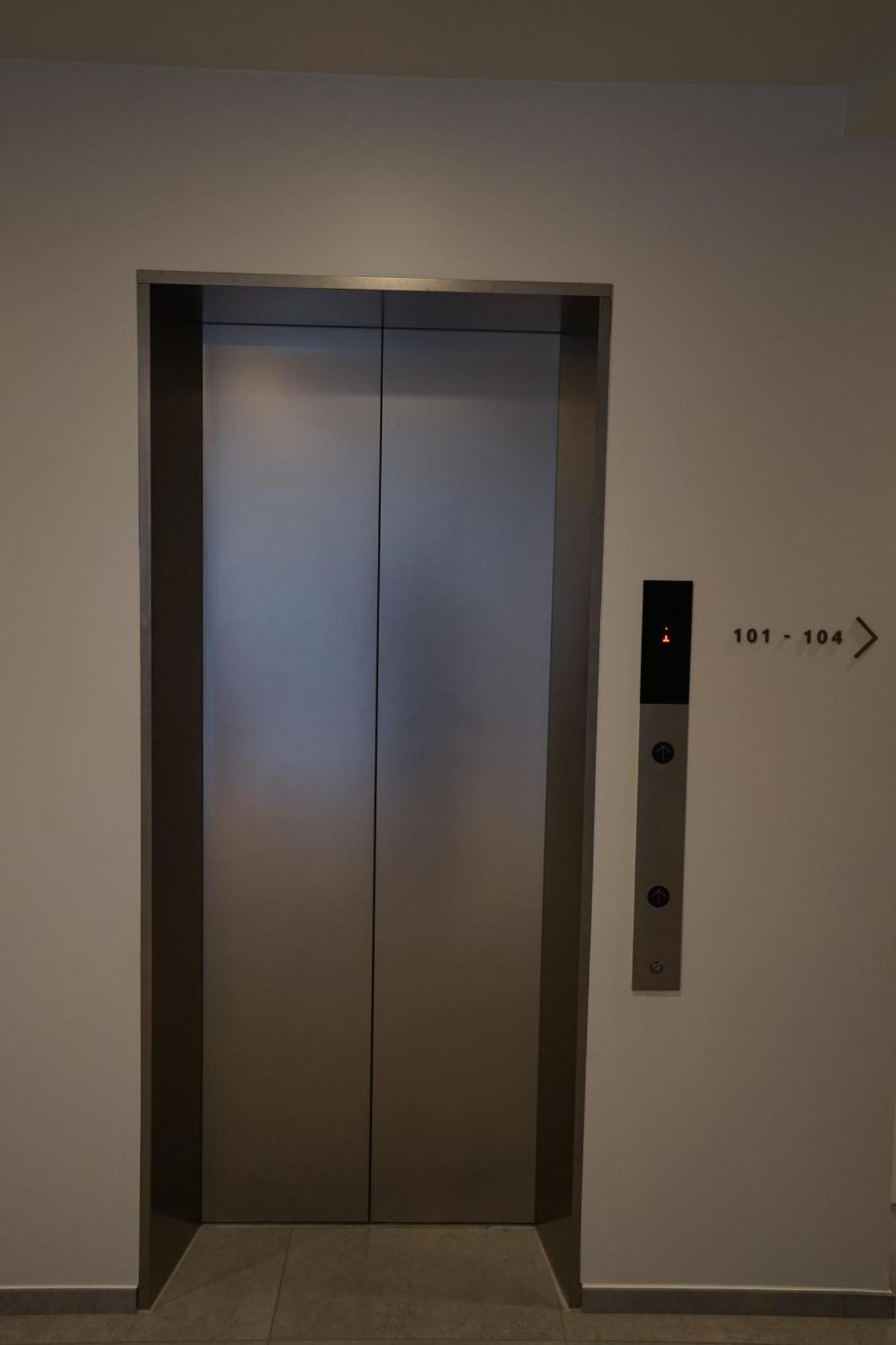Da Haus Shinjuku Hotell Tokyo prefektur Exteriör bild